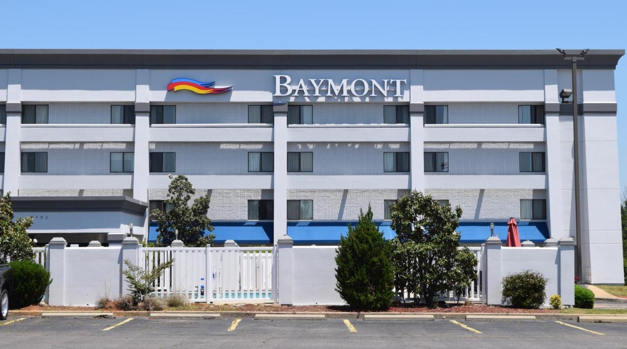 Baymont By Wyndham Texarkana Exterior photo